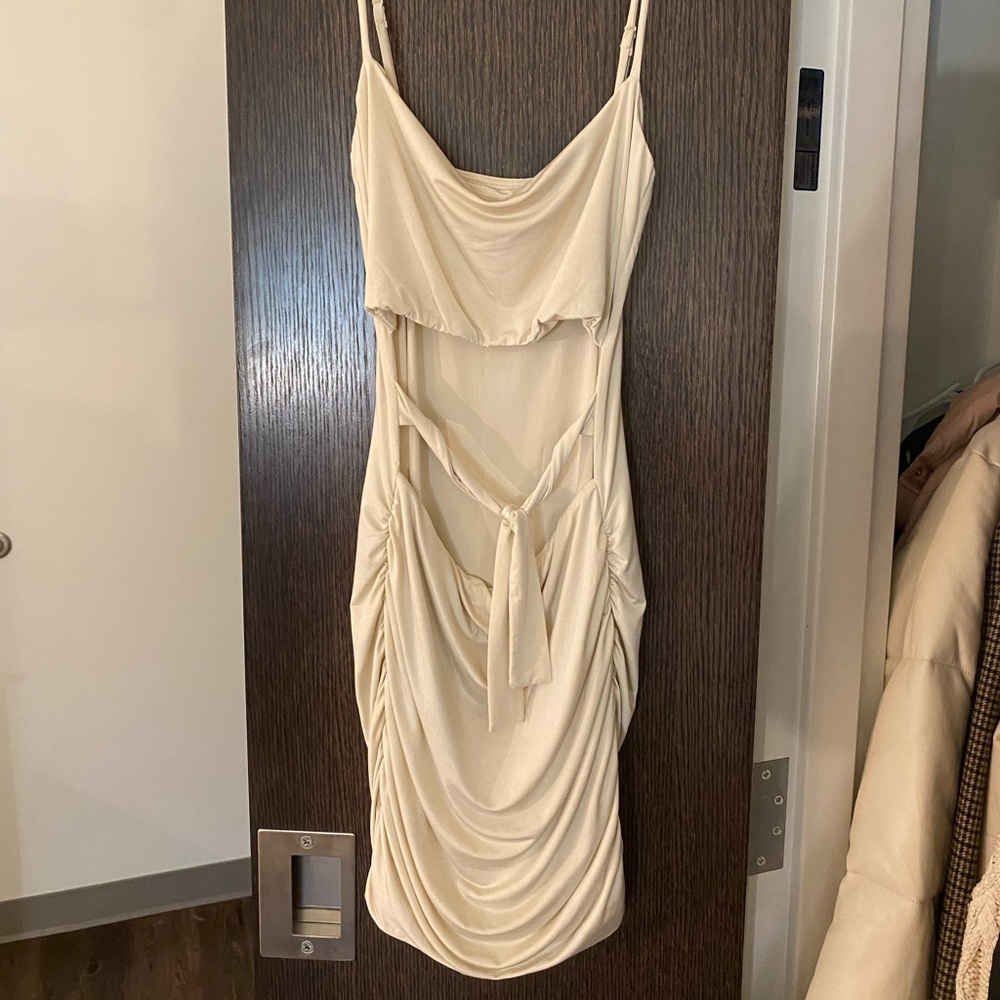 Lucy In The Sky mini cut out dress - Small